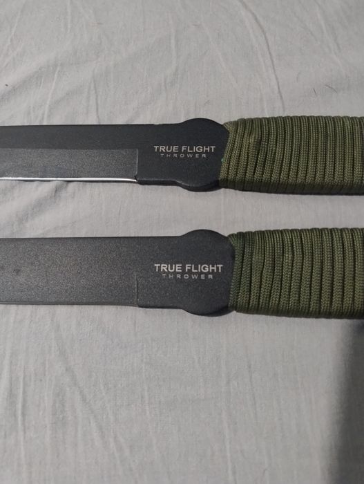 Nóż Cold Steel True Flight