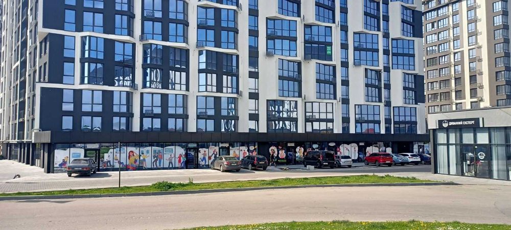 Здаються в оренду комерційні прим. в житловому масиві Ів. Франківська.