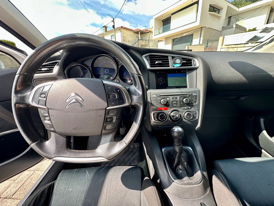 Citroën C4 II 1.6 HDi 92 cv | GPS | AC Bi-Zona | Muito Equipado