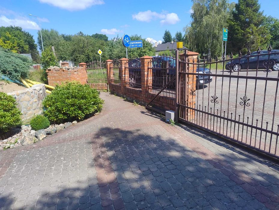 Brama metalowa 4,2 m przesuwna z przęsłami