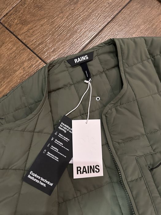 Легка куртка лайнер Rains
