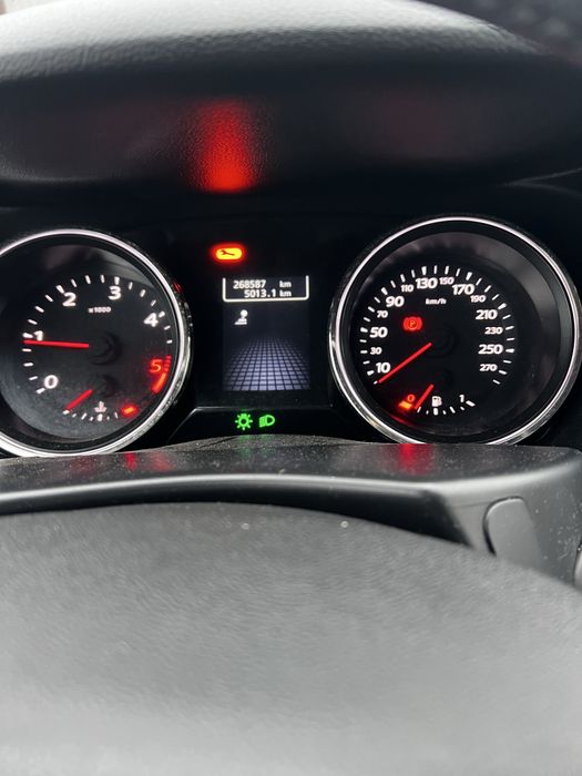 Licznik Renault Latitude 2.0 dci