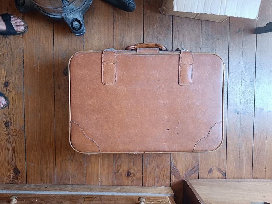 Mala Vintage Couro Castanho