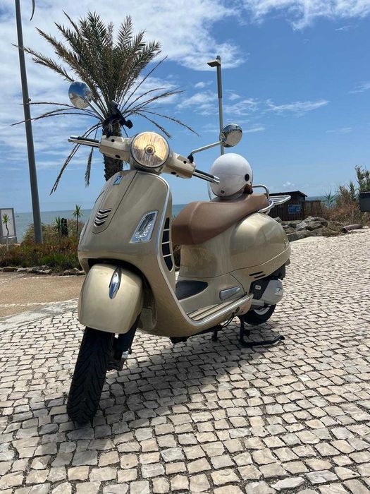 Vespa GTS 125 ABS 2018 Muito Bem Estimada