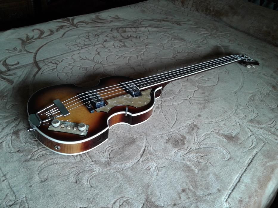 Baixo Violino ( Beatles) Paul McCartney