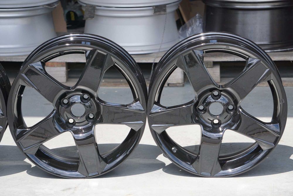 Alufelgi oryginal GM Chevrolet Aveo 4x100 6,5Jx17 et4.1 cb56,6 czarne