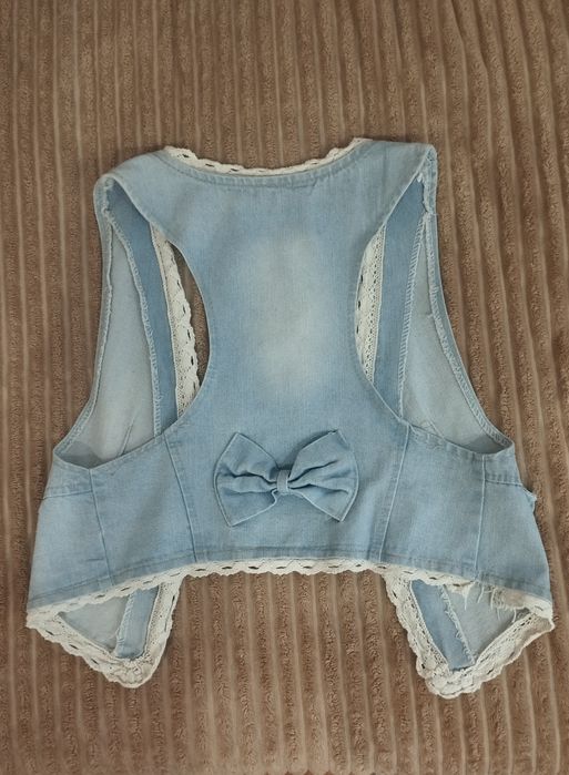 Джинсова жилетка