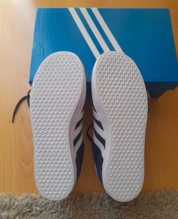 Adidas gazelle azul marinho novas c/ etiqueta