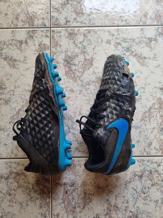 Chuteira Nike Tiempo 42
