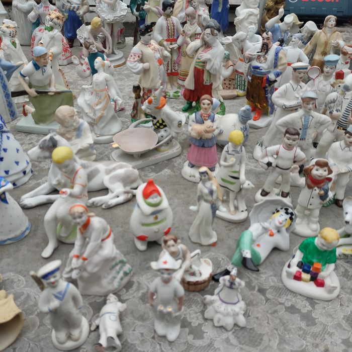 Статуэтки на продажу