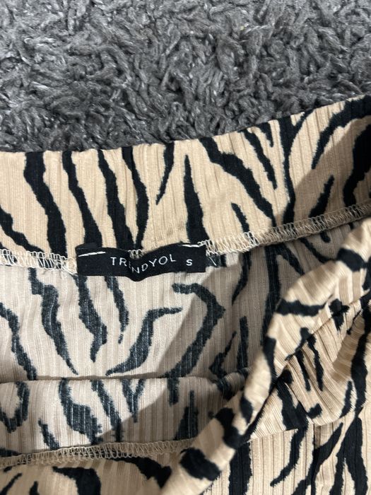 Спідниця на літо