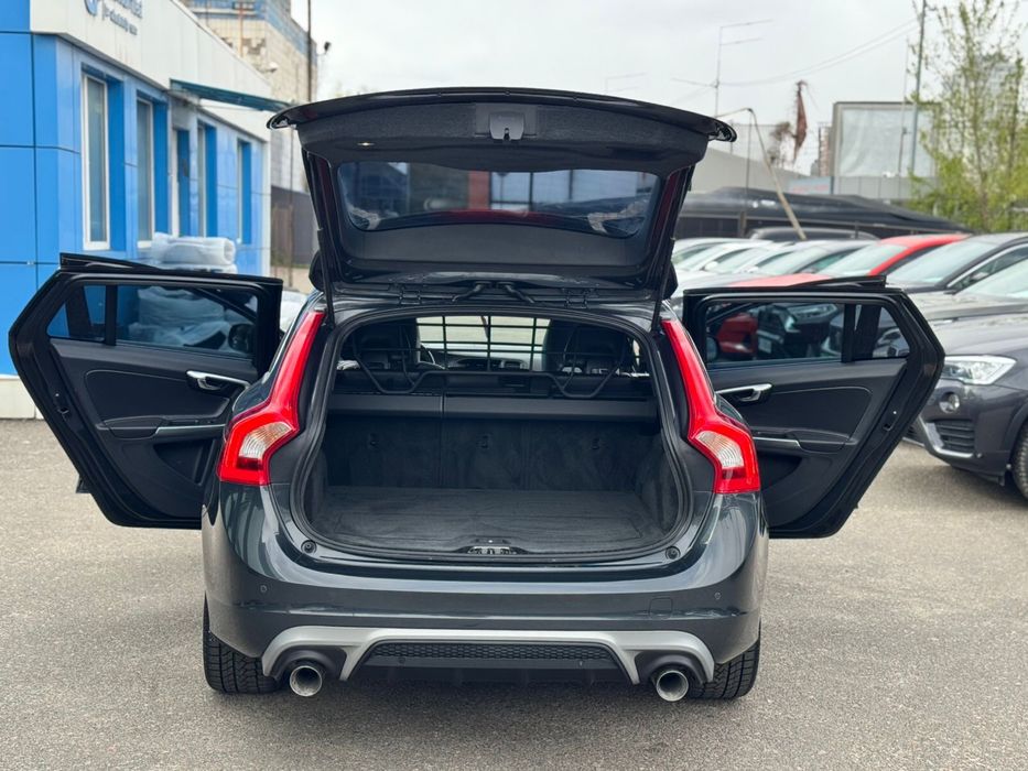 VOLVO V60 R-DESIGN SUMMUM автомат ВІДЕО ВІДЕО
