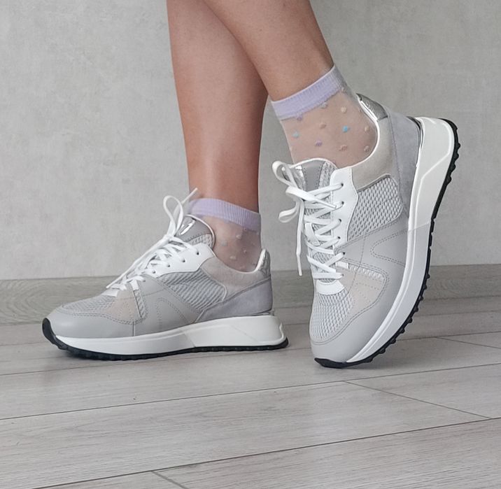 Кросівки бренд Michael Kors рзмір US 8