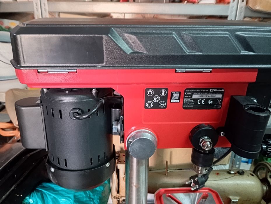 Máquina de furar de coluna nova