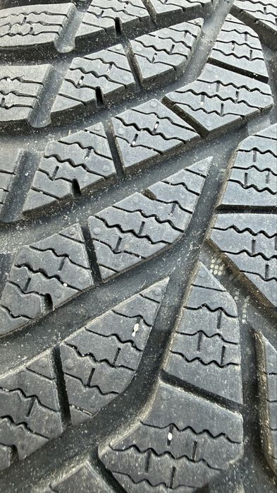 235/60R18 Yokohama V905 1szt nowa