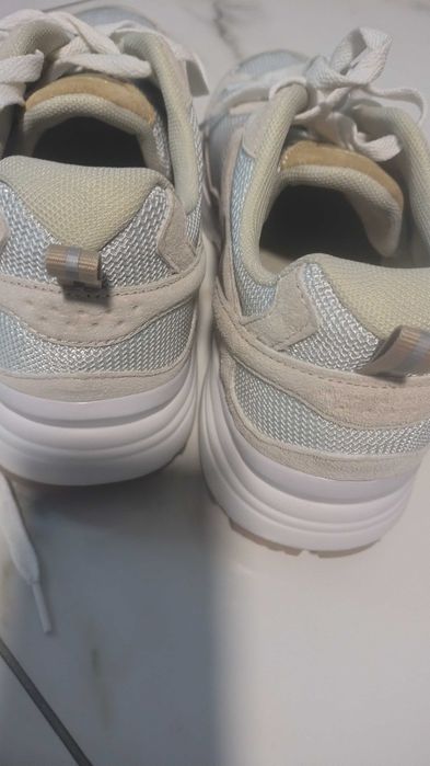buty sportowe damskie 41