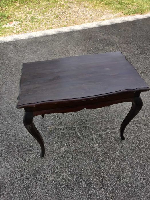 mesa de madeira antiga