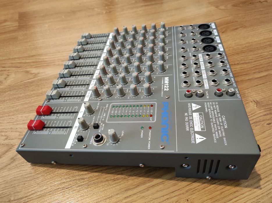 PHONIC MM122 (mesa de mistura)426482127518443523