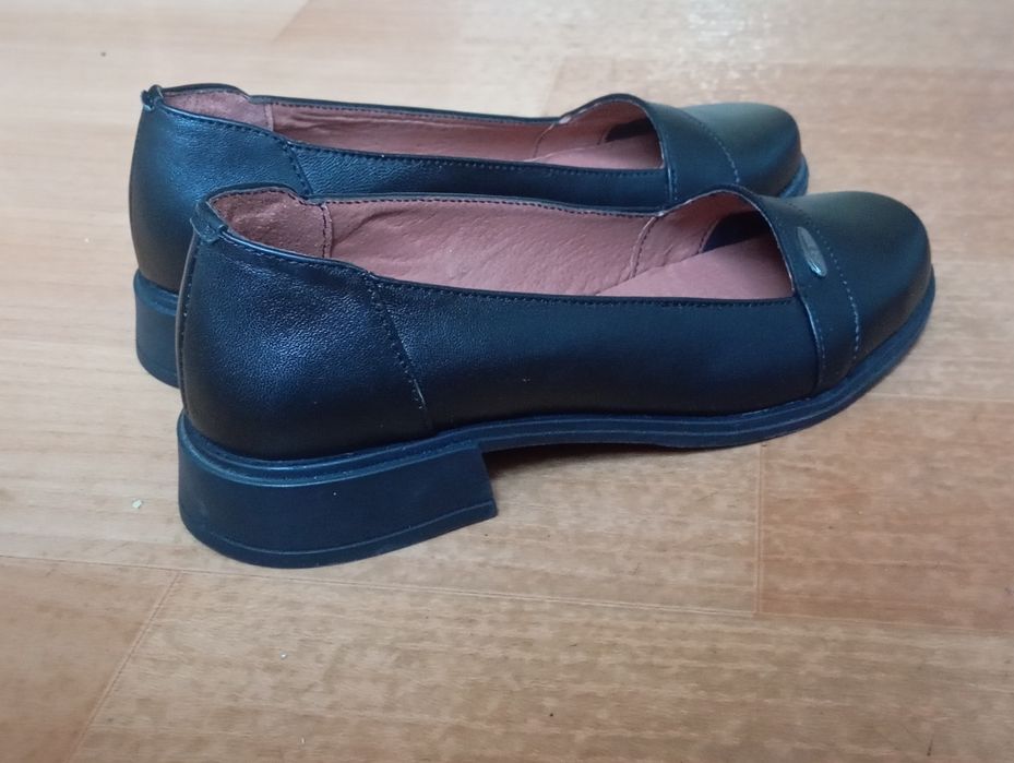 Туфли на каблуках