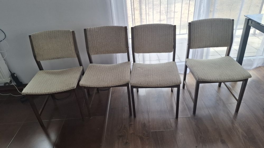 Zestaw 4 krzeseł