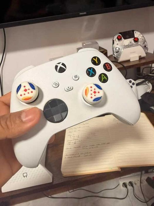 Controle Xbox Series S/X Original + Dock Venom + Bateria
