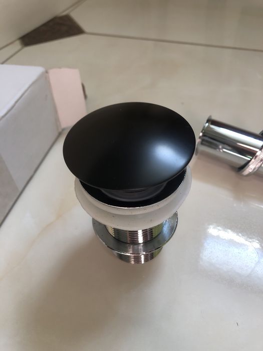 Korek Click Clack czarny mat polmat bez przelewu Cielo