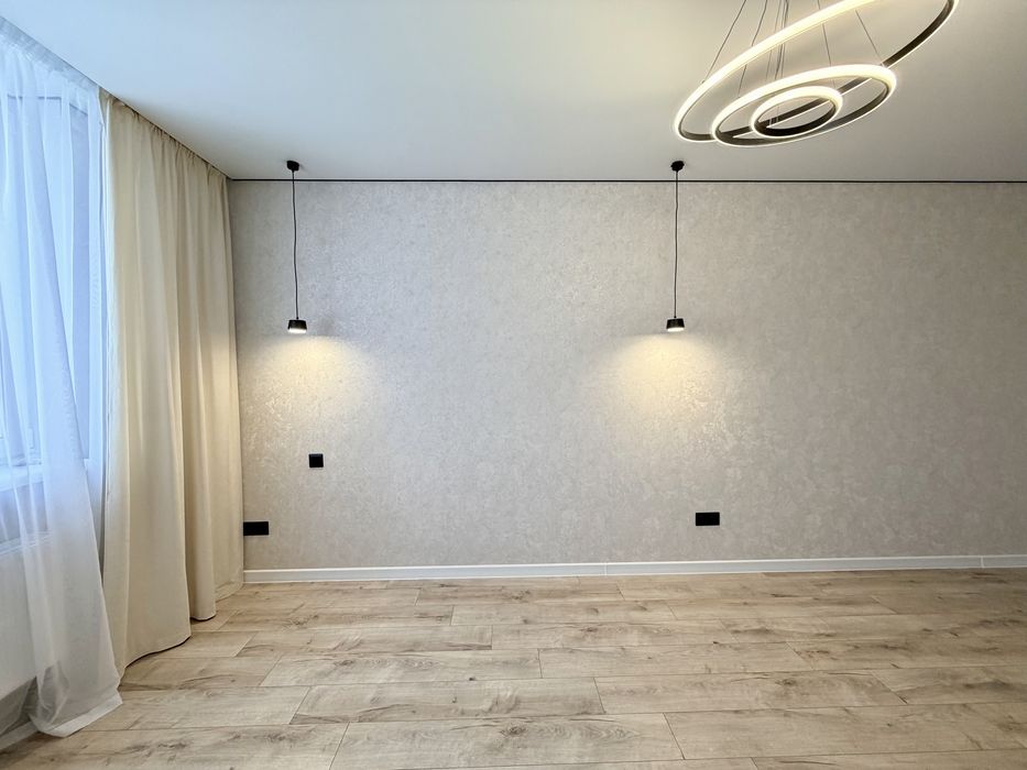 Новобудова на Вишенці з новим ремонтом