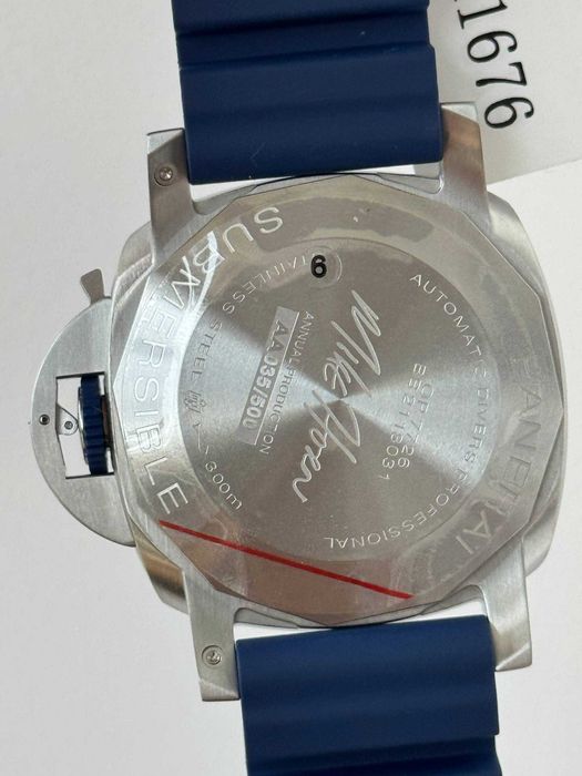 Officine Panerai Submersible QuarantaQuattro
Mike Horn Limited Edition