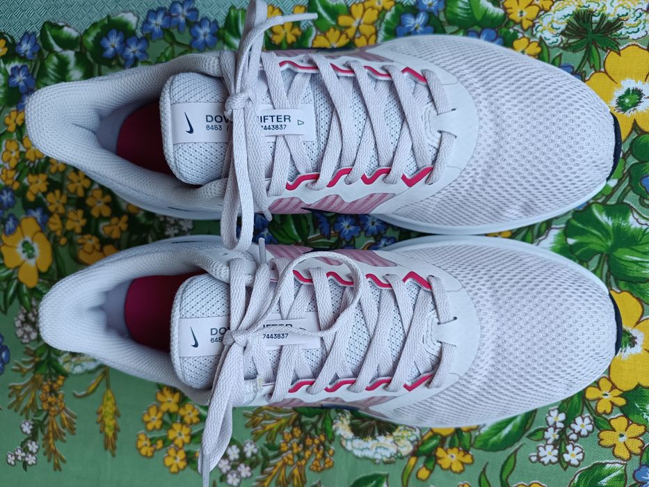 Жіночі кросівки Nike Downshifter.