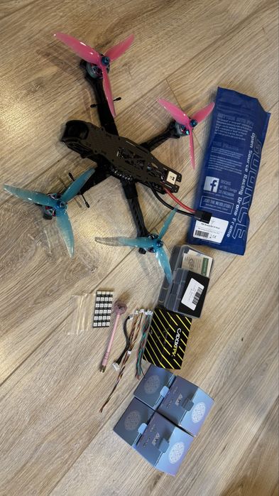 Nowy dron FPV freestyle - TBS Source One V6