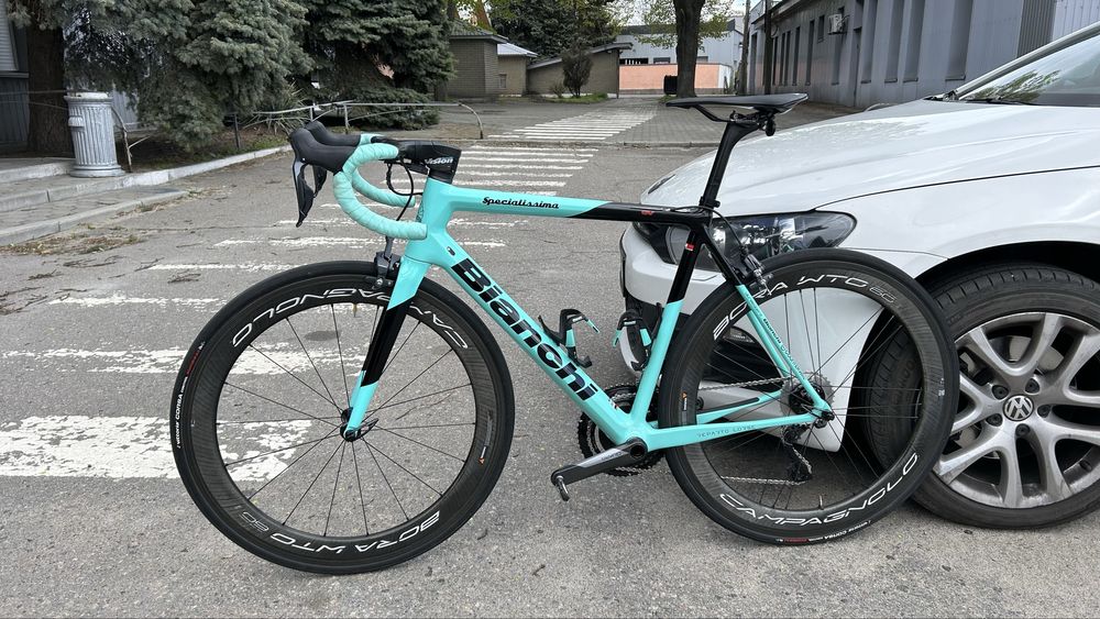 Bianchi Specialissima carbon Shimano di2