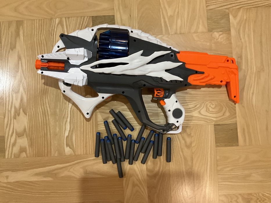 Дуже модний Бластер нерф Nerf incisor