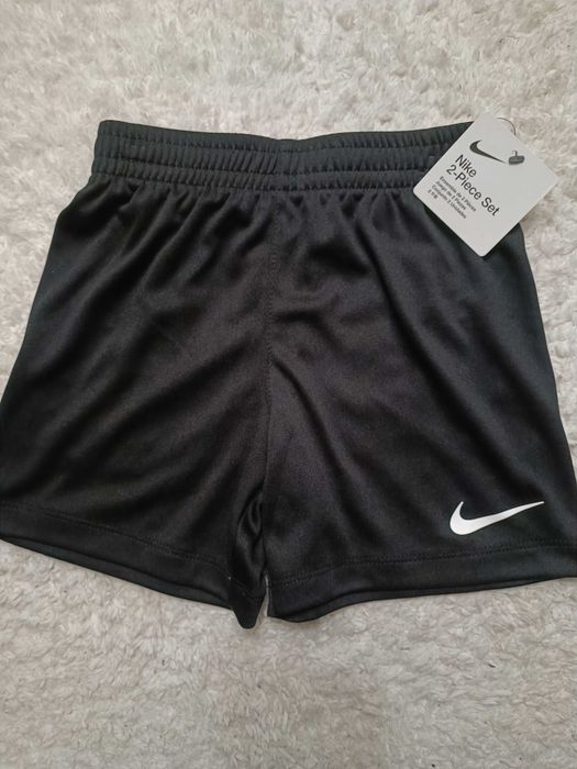 Новий дитячий набір Nike Dri-FIT 86-92см