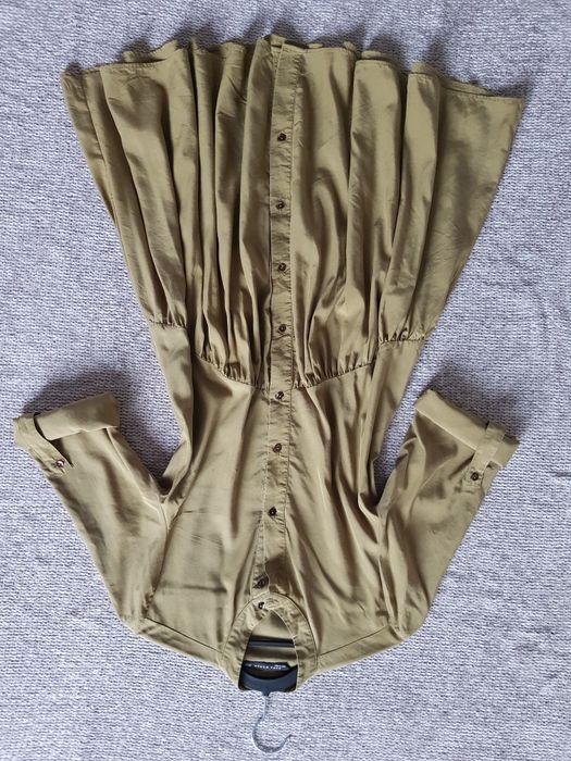 Zara oliwkowa sukienka XS S basic oversize jesienna khaki rozkloszowana fajny materiał codzienna