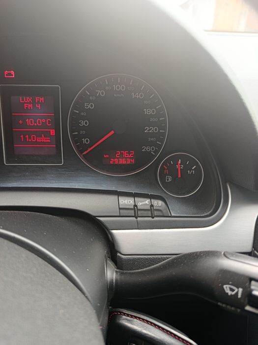 Ауді А4 б7. 2.0 тді 2006 р .