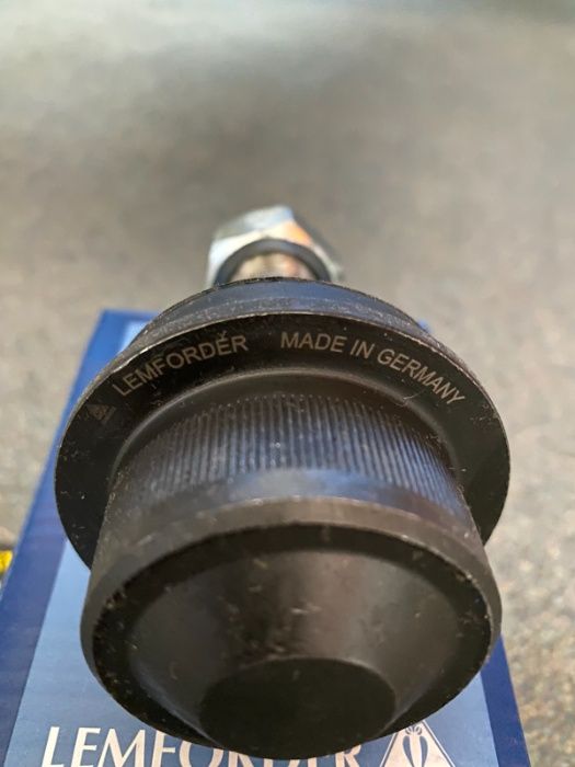 Опора шаровая Наконечник Тяга Мерседес Спринтер VW ЛТ/LT-96 комплект