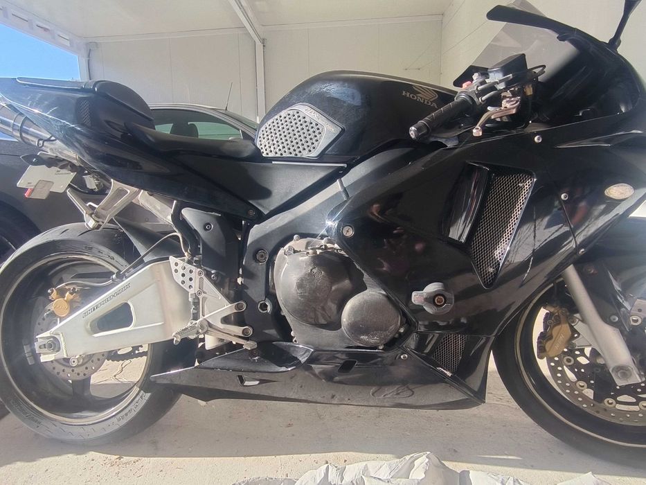 Vendo HONDA CBR 600RR 2003