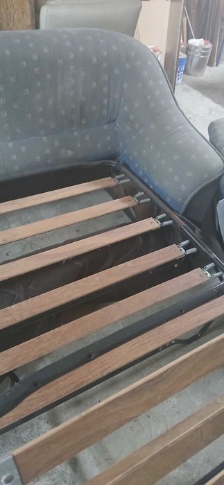 Sofa antigo de dois lugares