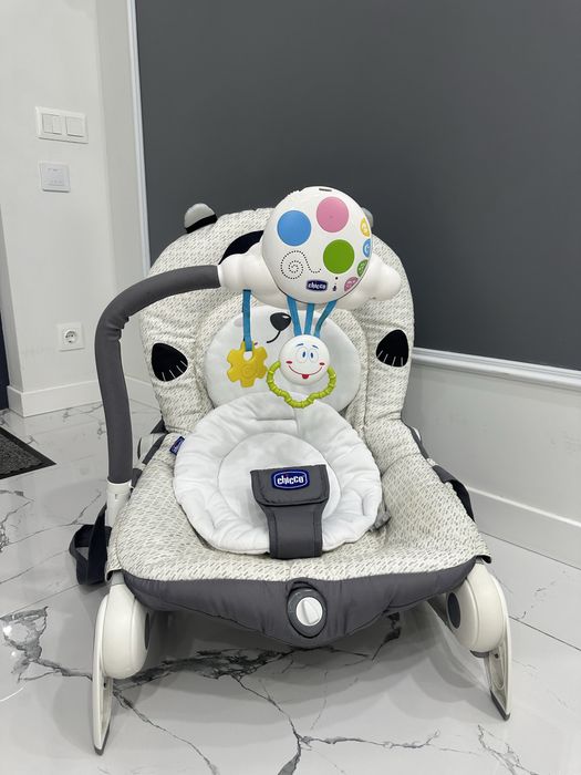 Шезлонг дитячий Chicco