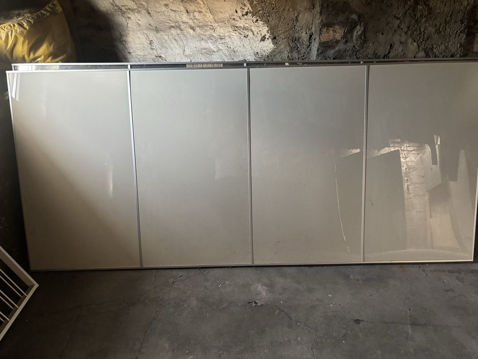 Oddam drzwi przesuwne do duzej szafy pax