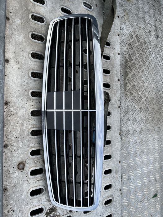 Mercedes w211 grill avantgarde distronic