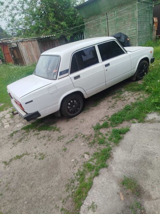 Жигулі 1988 року