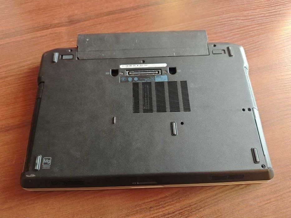 Ноутбук Dell Latitude E6330 / i7-3520M / 8GB / SSD 120GB