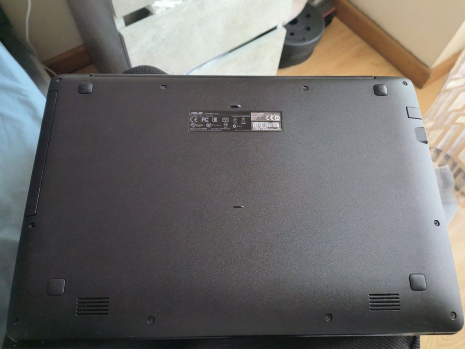 PC ASUS i3 lento, mas em bom estado