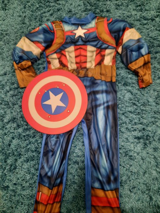 Kostiumy Spider-Man i Kapitan Ameryka