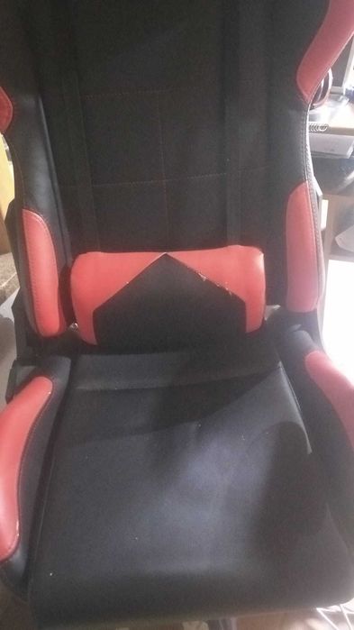 Cadeira Gaming em bom estado