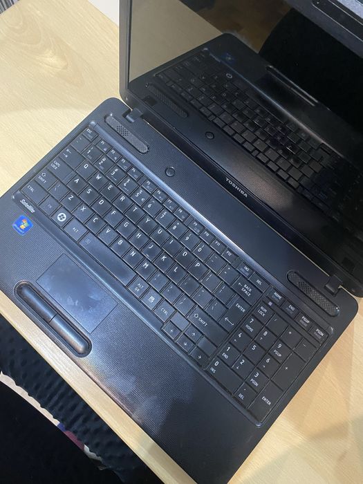 Laptop TOSHIBA satellite