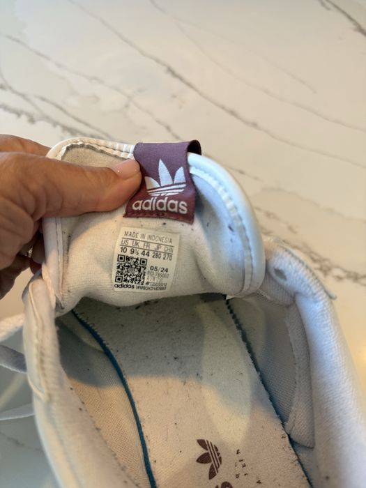 Tenis Continental com riscas bourdeaux