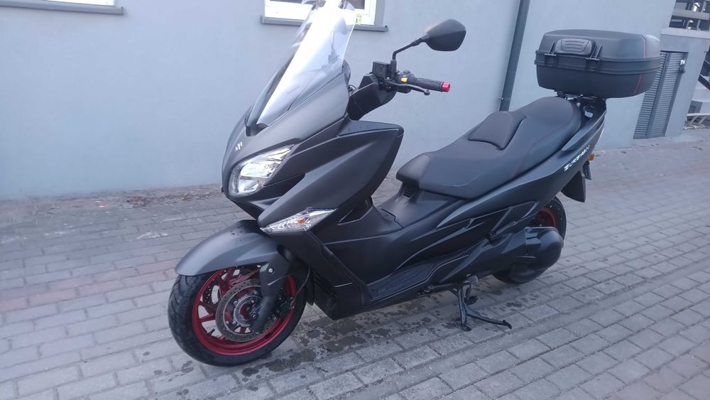 Suzuki Burgman 400 rok 2020 ABS Led