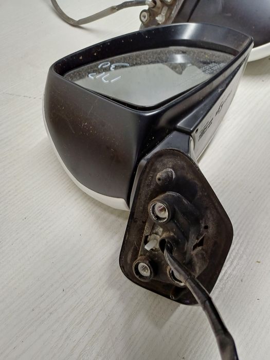 Зеркало Toyota Prius 30 левое правое